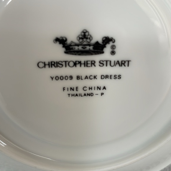 Christopher Stuart Set of 4 Demitasse/Espresso Cups and Saucers - Picture 4 of 4